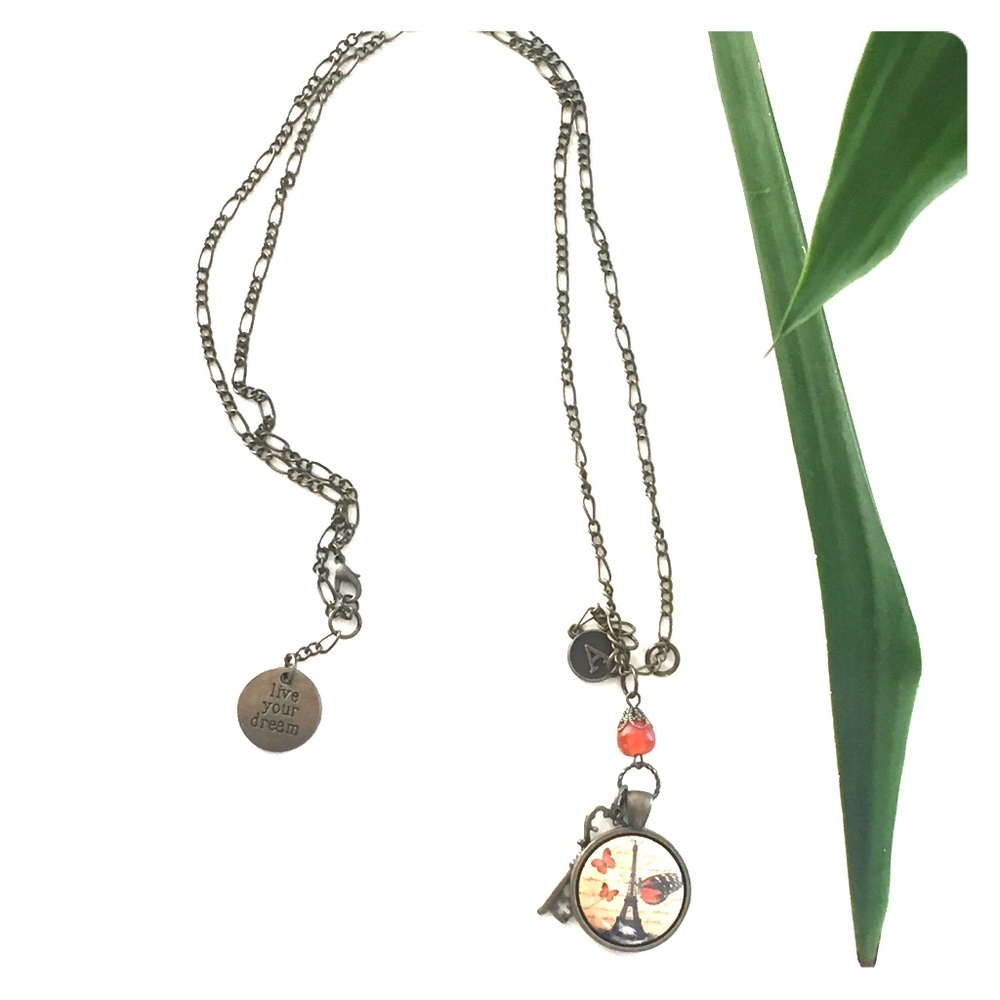 Long chain necklace with charms